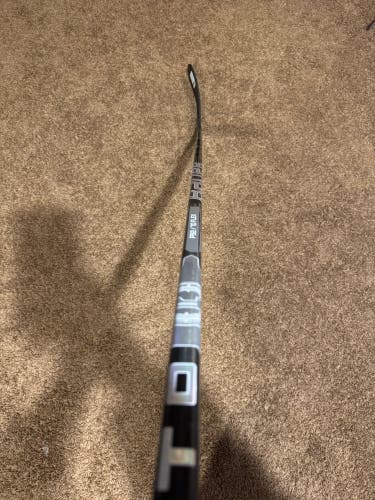 Senior Bauer Silver/Black Proto-R Right Handed Hockey Stick P92 (New)
