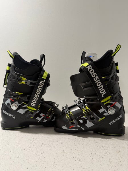 Mondo 26 & 26.5 Rossignol Speed Ski Boots (Used)