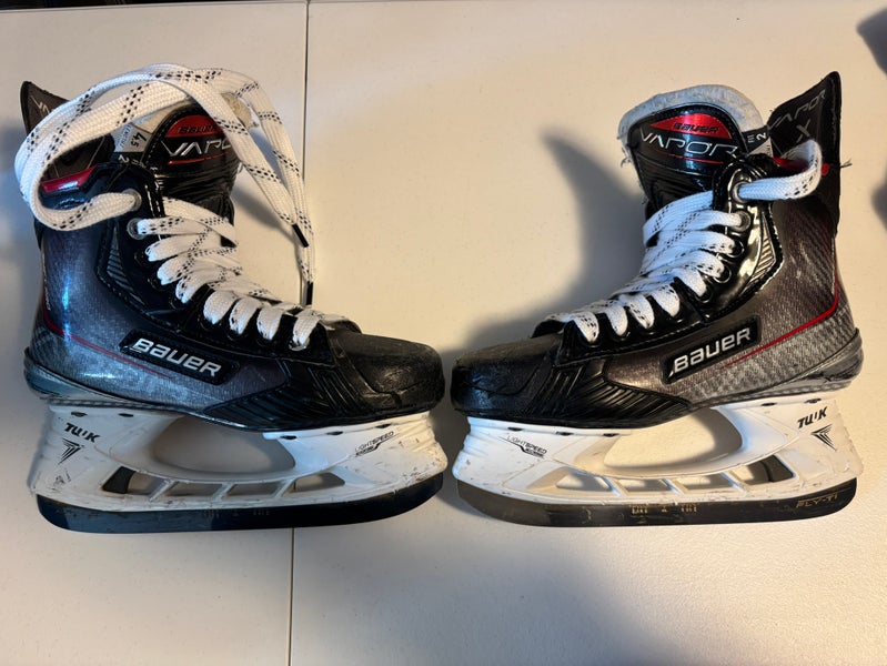 Bauer Vapor X Shift Pro Hockey Skates Fit 2 Size 4.5 (Used) with Extra Steel