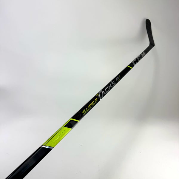 New Left CCM Super Tacks AS3 Pro | 85 Flex P88 Curve Grip | J784
