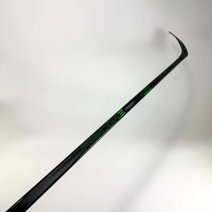 New Right CCM RIbcor Trigger 5 Pro | 50 Flex P88 Curve Grip | J783