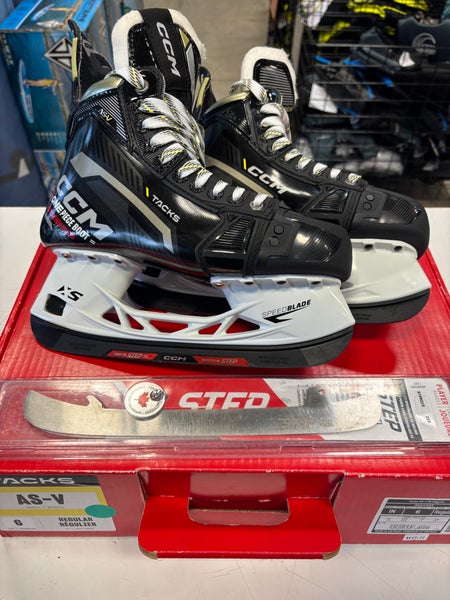 CCM AS-V Hockey Skate SIZE 6 REGULAR *INCLUDES STEP STEEL*