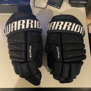 Warrior Alpha QX3 Gloves -Black/White 15" (Used)