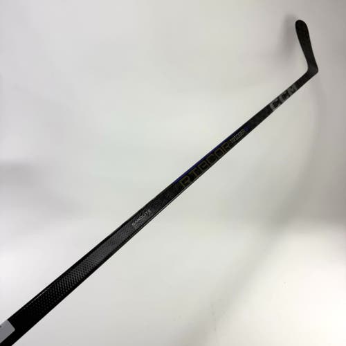 New Left CCM Ribcor Trigger 9 Pro | 75 Flex P92 Curve Grip | J765