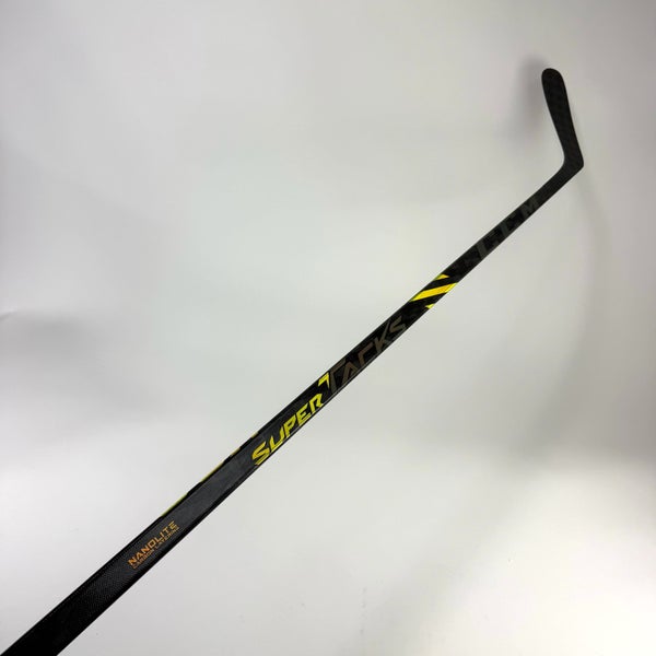 New Left CCM Super Tacks AS4 Pro | 85 Flex P29 Curve Grip | J762