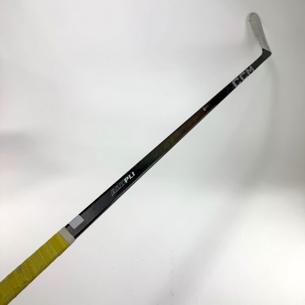 Used Once Left Black CCM Jetspeed FT 8 Pro | 80 Flex P28 Curve Grip | J760