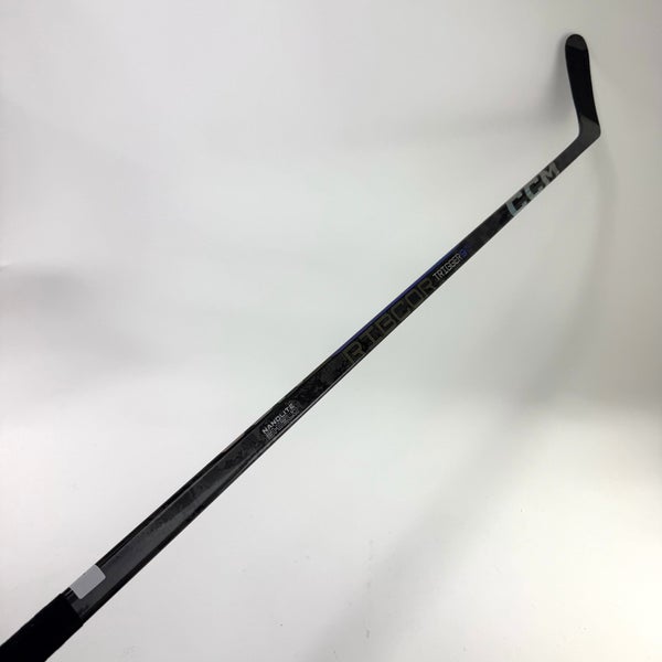 Used Once Left CCM Ribcor Trigger 9 Pro | 85 Flex P28M Curve Grip | J758