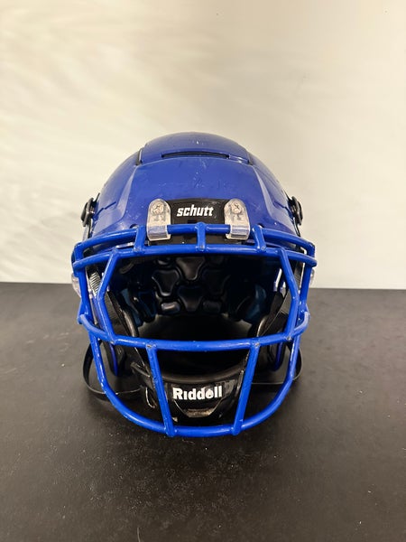 Adult Large Schutt F7 Helmet (Used)