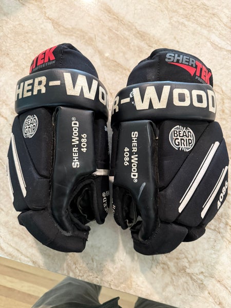 Vintage Sher-Wood 4086 Gloves 15" (Used)