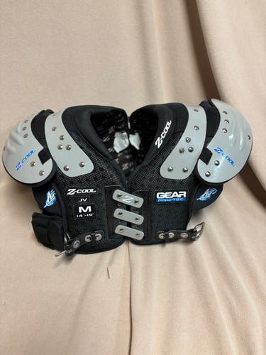 Z Cool Medium Adult Shoulder Pads (Used)