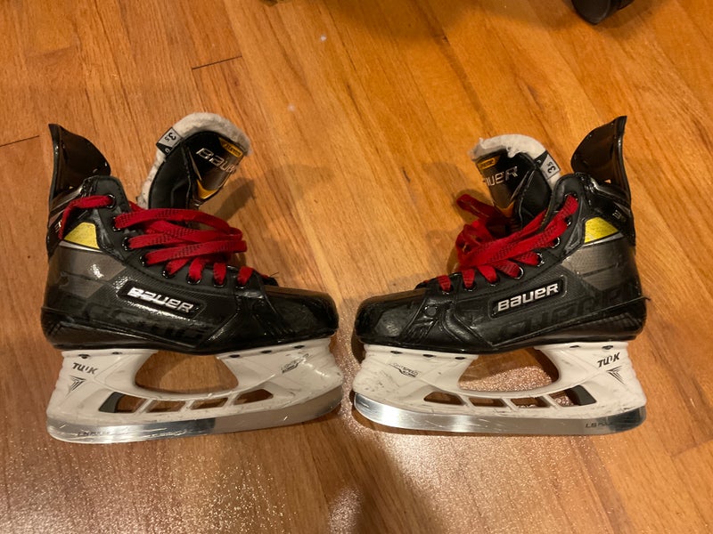 Bauer Supreme 3S Pro Hockey Skates Regular Width Size 3.5 (Used) Superfeet Insole