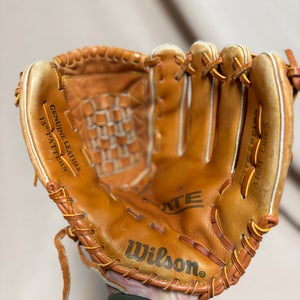 RH Wilson Elite 5 Softball Glove 13" (Used)