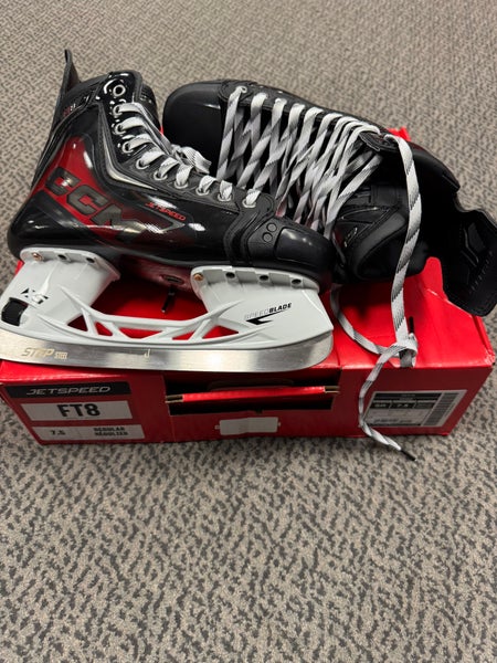 CCM Jetspeed FT8 Hockey Skates Regular Width 7.5 (New)