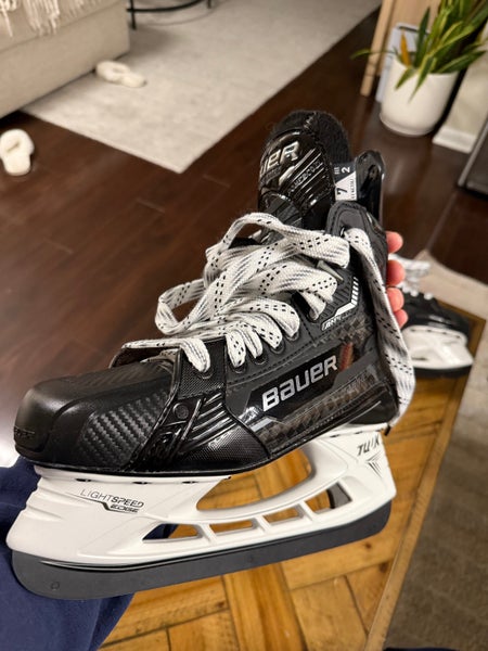 Bauer Supreme Mach Hockey Skates Regular Width 7 (New)