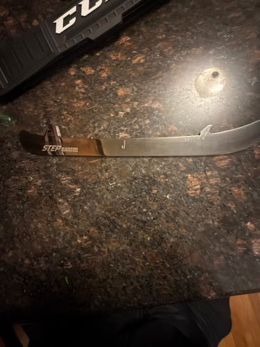 CCM Black Step Steel 271 mm (New)