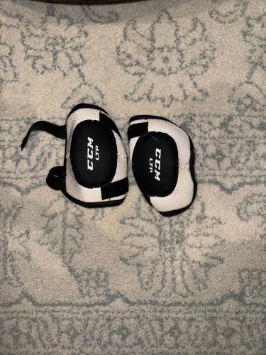 Youth Medium CCM LTP Elbow Pads (Used)
