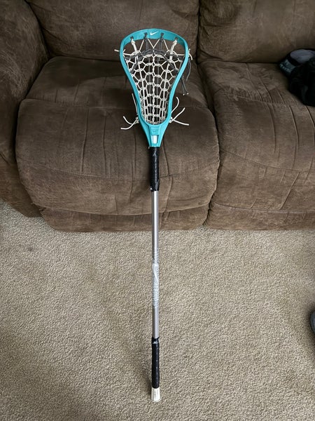 Nike AL6000 Women’s Lacrosse Stick (Gently Used)