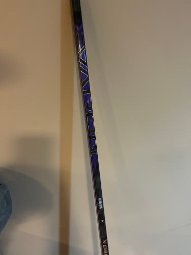 Senior Bauer Vapor Hyperlite 2 Right Handed Hockey Stick P92M 87 Flex Pro Stock (New)