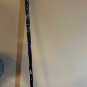 Senior Bauer Vapor Hyperlite 2 Right Handed Hockey Stick P92M 87 Flex Pro Stock (Used)