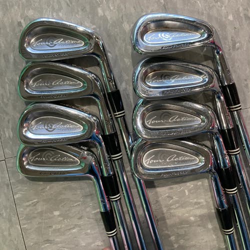 Men's Cleveland Tour Action Iron Set Right Handed | #3-9, P | Stiff Flex