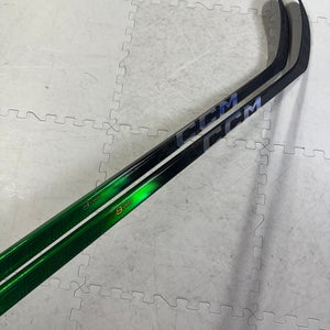 2 Pack-CCM JetSpeed FT8 Pro Right Handed Hockey Stick P28 75 Flex (New)