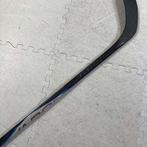 Single-Bauer Vapor FlyLite Right Handed Hockey Stick P92 77 Flex (New)