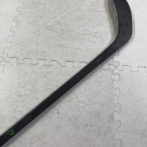 Single-CCM Ribcor Trigger 10 Pro Right Handed Hockey Stick P28 75 Flex (New)