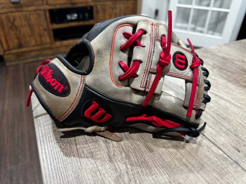 Wilson A2000 1788 RH Infield Baseball Glove 11.25" (Used)