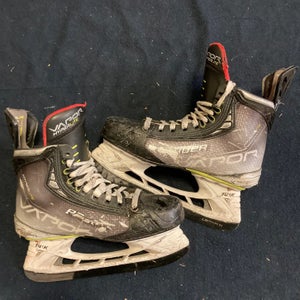 Intermediate Bauer Vapor Hyperlite Hockey Skates | Size 5.0 Fit 1