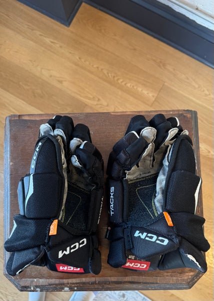 CCM Tacks AS-V Gloves - 14"