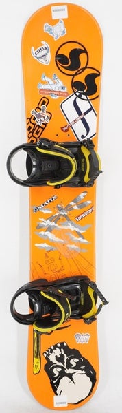 Forum Devun Walsh Snowboard 143 cm w/ Bindings (Fits US Size 9.5 - 13.5) Used