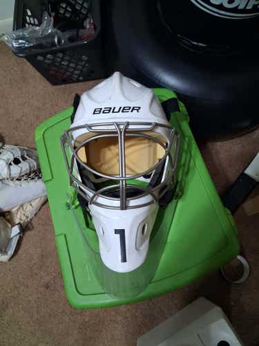 Senior 2008 Bauer NME 3 Goalie Mask