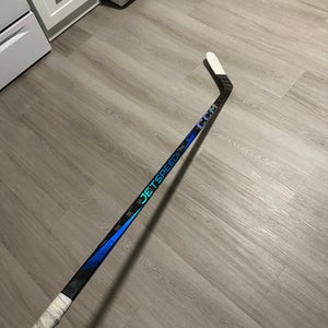 Senior CCM JetSpeed FT7 Pro Left Hand Hockey Stick P28M 75 Flex Pro Stock (New)