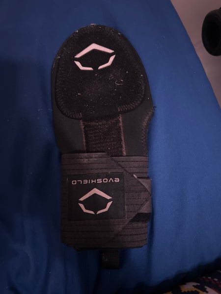 Black Senior EvoShield Sliding Mitt (Used)