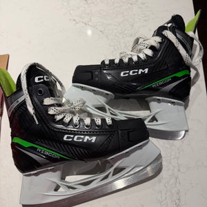 CCM Ribcor RIB XT Hockey Skates Regular Width Size 3 (Used)