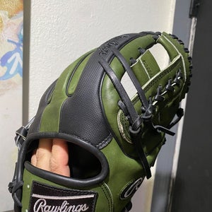 2025 Rawlings Heart of the Hide RH Infield Baseball Glove 11.75" (New)