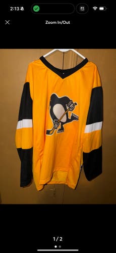 NHL Clubhouse Cards Exclusive Limited Edition Penguins Rust Jersey Mens XL New