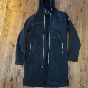 Black Adult Unisex Small  SYNC Jacket (used once)