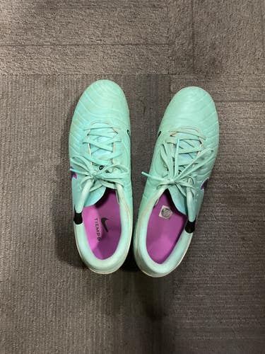 Used Nike Soccer Cleats Sky Blue Senior 10 11614-S000226966