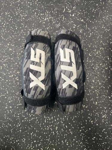 Used STX STALLION 75 Lacrosse Arm Pads/Guards Black MD 11849-S000034426