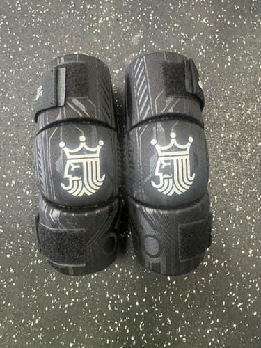 Used Brine UPRISING II Lacrosse Arm Pads/Guards Black MD 11849-S000034427