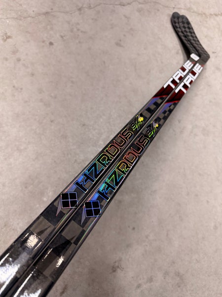 2 Pack 80 Flex P28 True HZRDUS Smoke Senior Left Hand Pro Stock (New) NHL