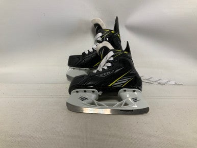 Used CCM TACKS CLASSIC PRO Youth Hockey Skate Youth 11.0 11823-S000036370