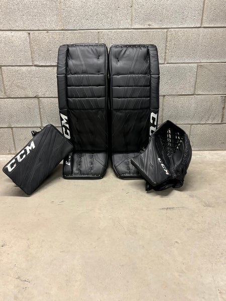 33" CCM Extreme Flex 4.9 Regular Goalie Full Set (Used)