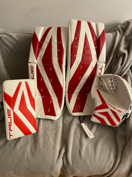 New True Catalyst Junior Goalie Full Set 26+2