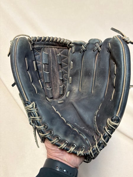 RH Wilson Baseball Glove (Used)