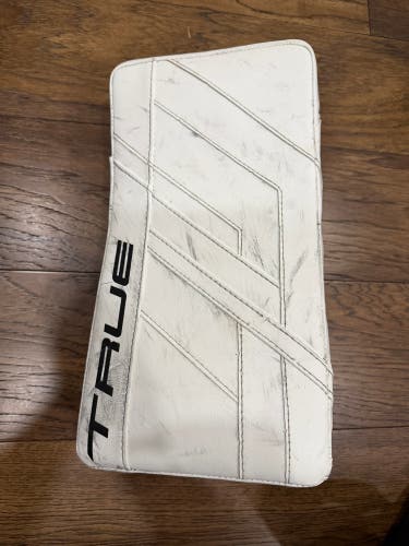 True HZRDUS 9X4 Regular (Used)