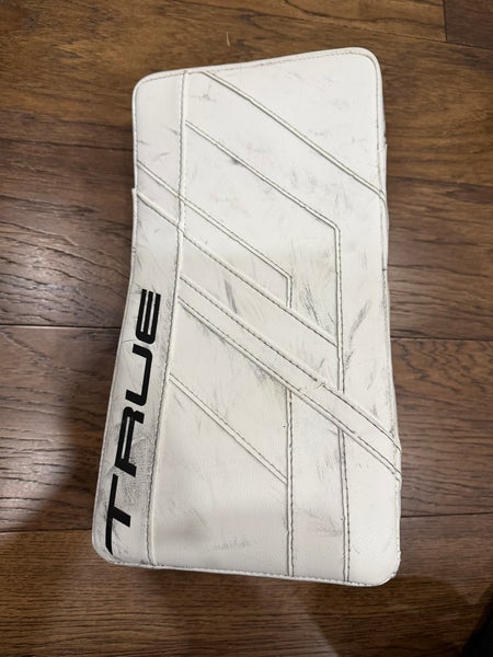 True HZRDUS 9X4 Regular (Used)