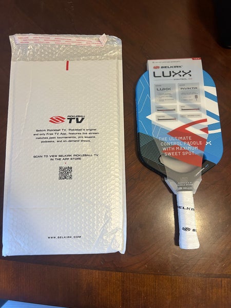 Selkirk LUXX Control Air Invikta Pickleball Paddle - Blue