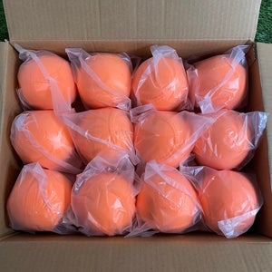 Wilson AW4564 Softballs 12 Pack (1 Dozen) (New)